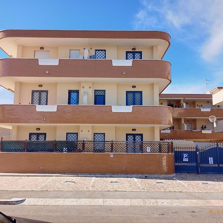 Summer&Winter Home By The Sea Фьюмичино Экстерьер фото